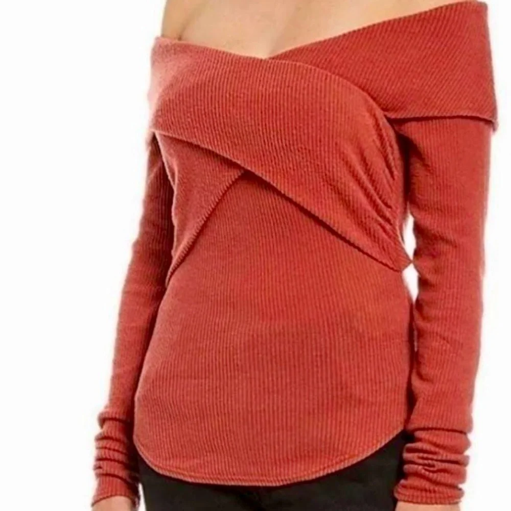 Free People ‘Marley’ Off-The-Shoulder Rib Top in “Warm Stone” Orange Size Large
